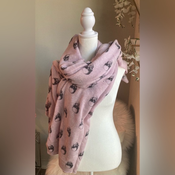 NWT Skull Cashmere Pink/Lavender Large Rectangle Skull Scarf - Picture 3 of 14